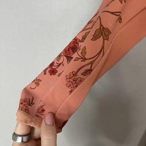 Mother of Pearl Dress Womens 10 Pink Crepe Midi Floral V-Neck Ruffle Cottage - Picture 2 of 16